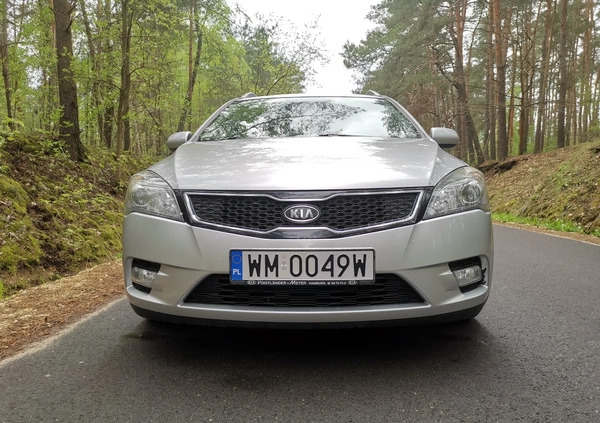 Kia Ceed cena 23500 przebieg: 194000, rok produkcji 2011 z Gorlice małe 436